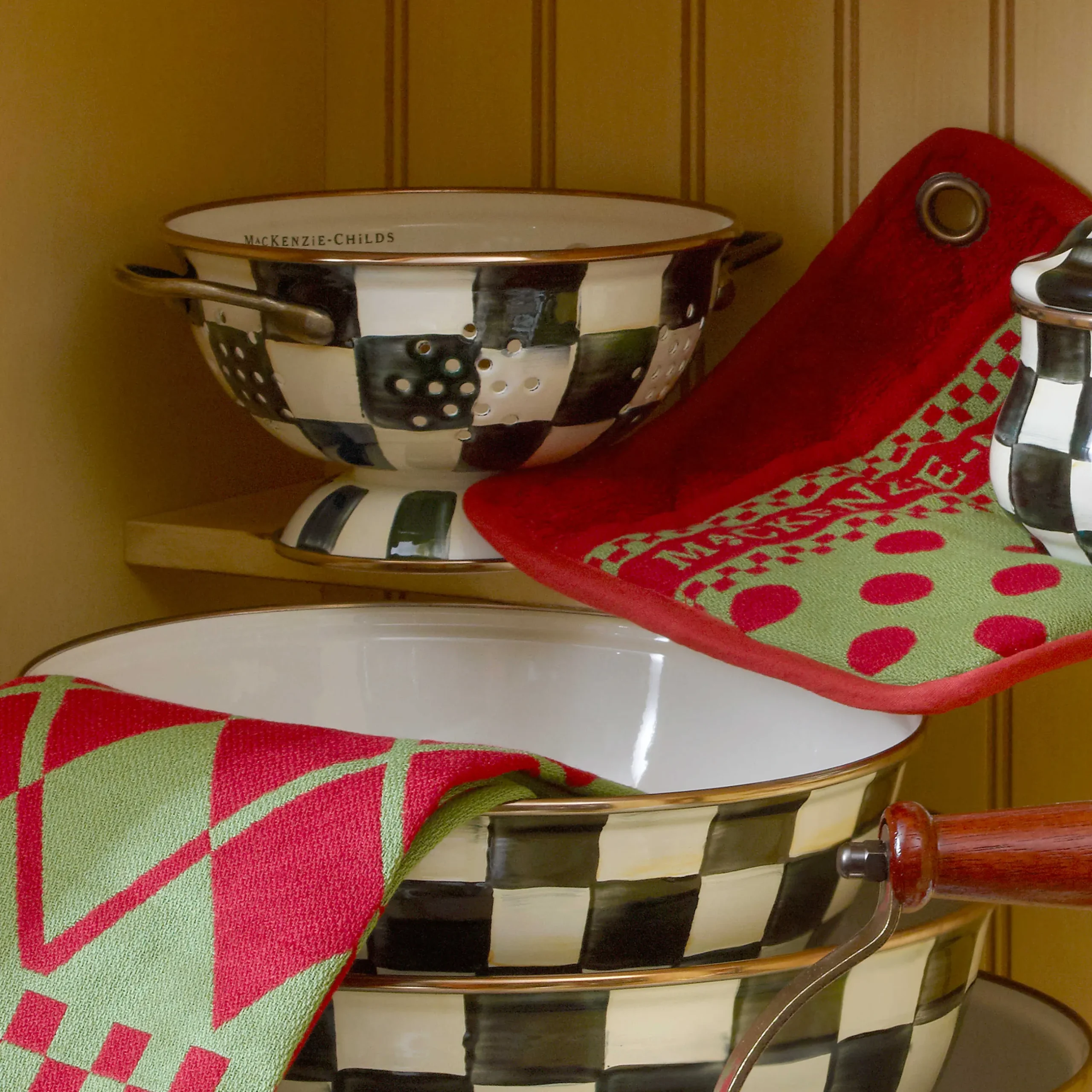 New MacKenzie-Childs Courtly Check Enamel Colander - Small