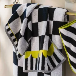 New MacKenzie-Childs Courtly Check Hand Towel