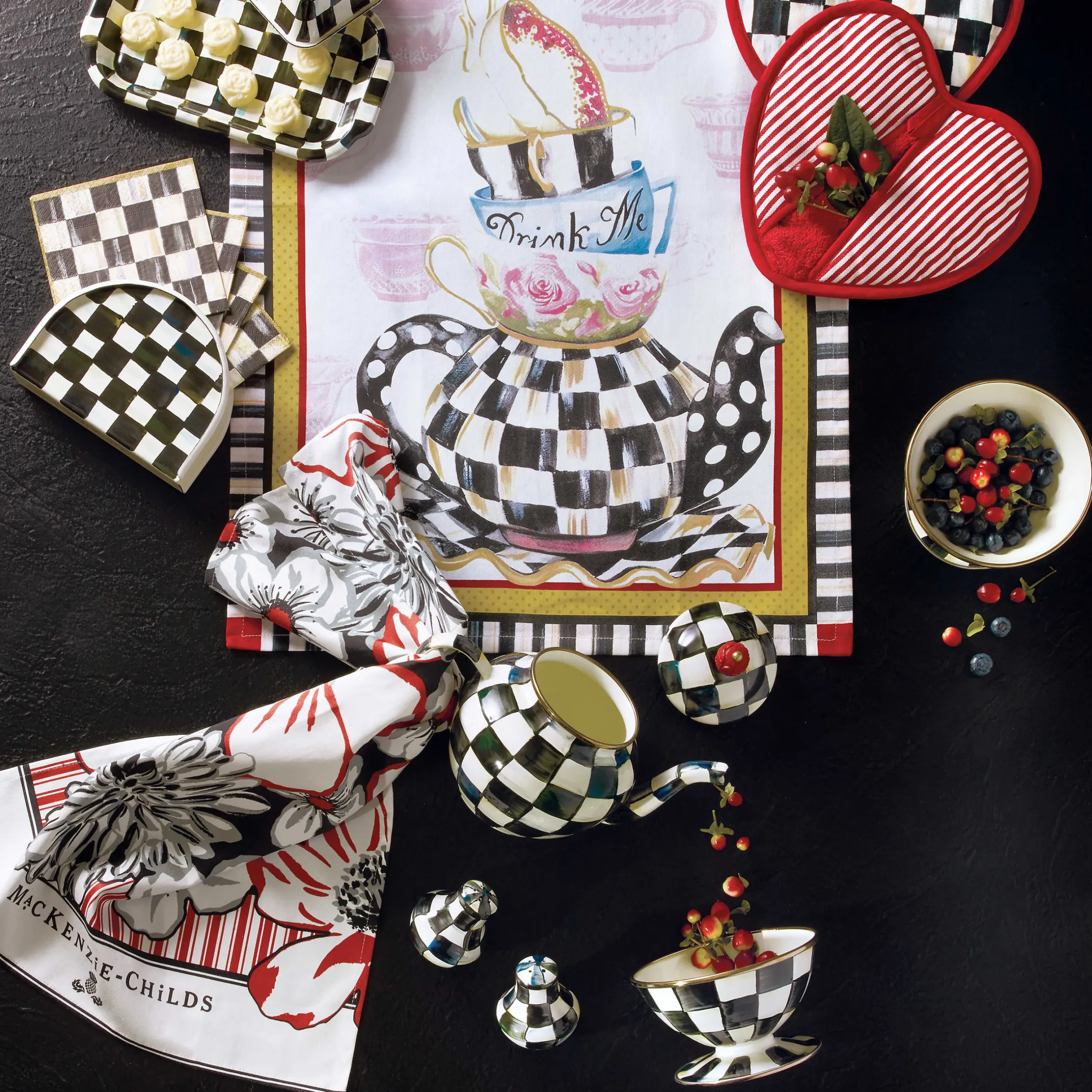 MacKenzie-Childs Courtly Check Heart Potholder