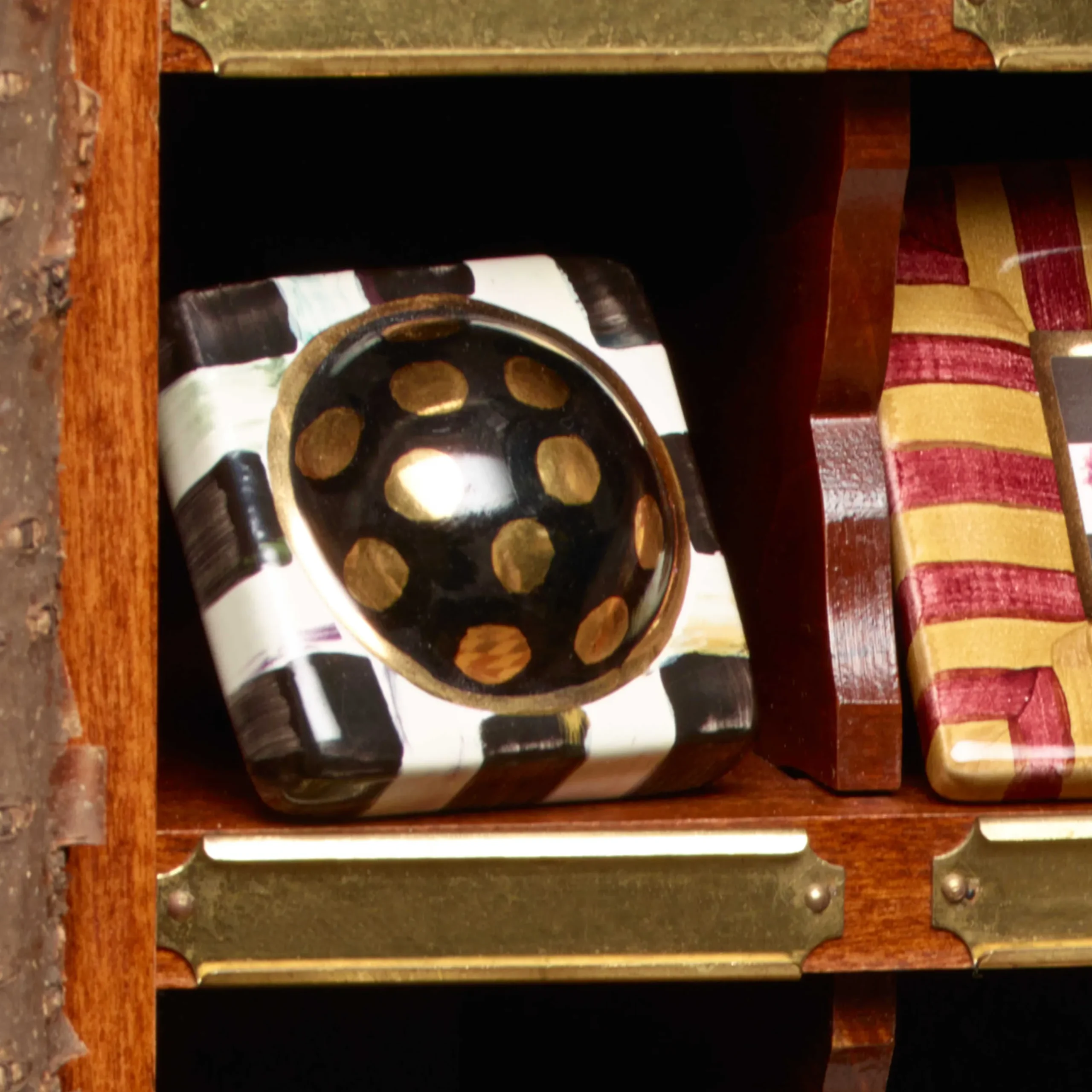 Online MacKenzie-Childs Courtly Check Square Knob