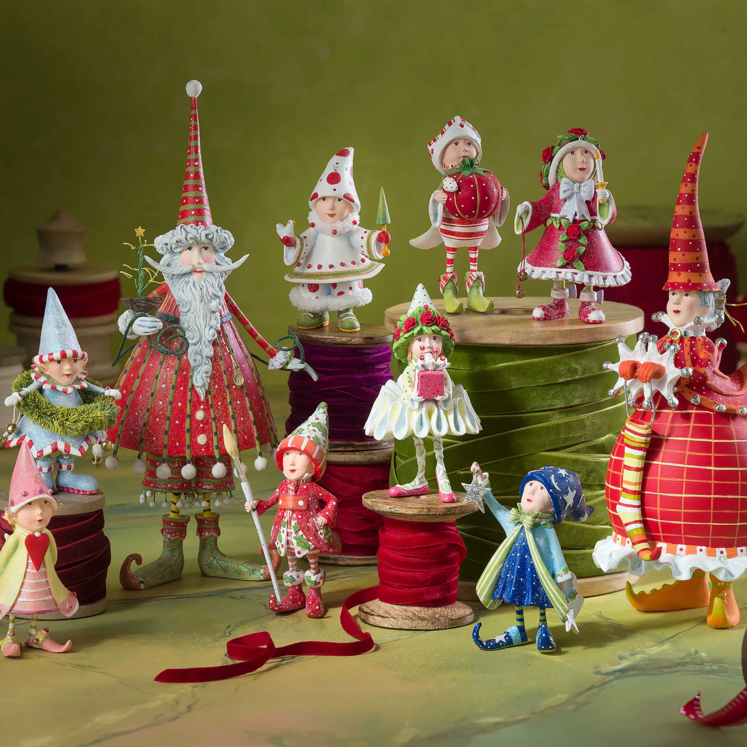 Clearance MacKenzie-Childs Patience Brewster Dash Away Dashing Santa Figure