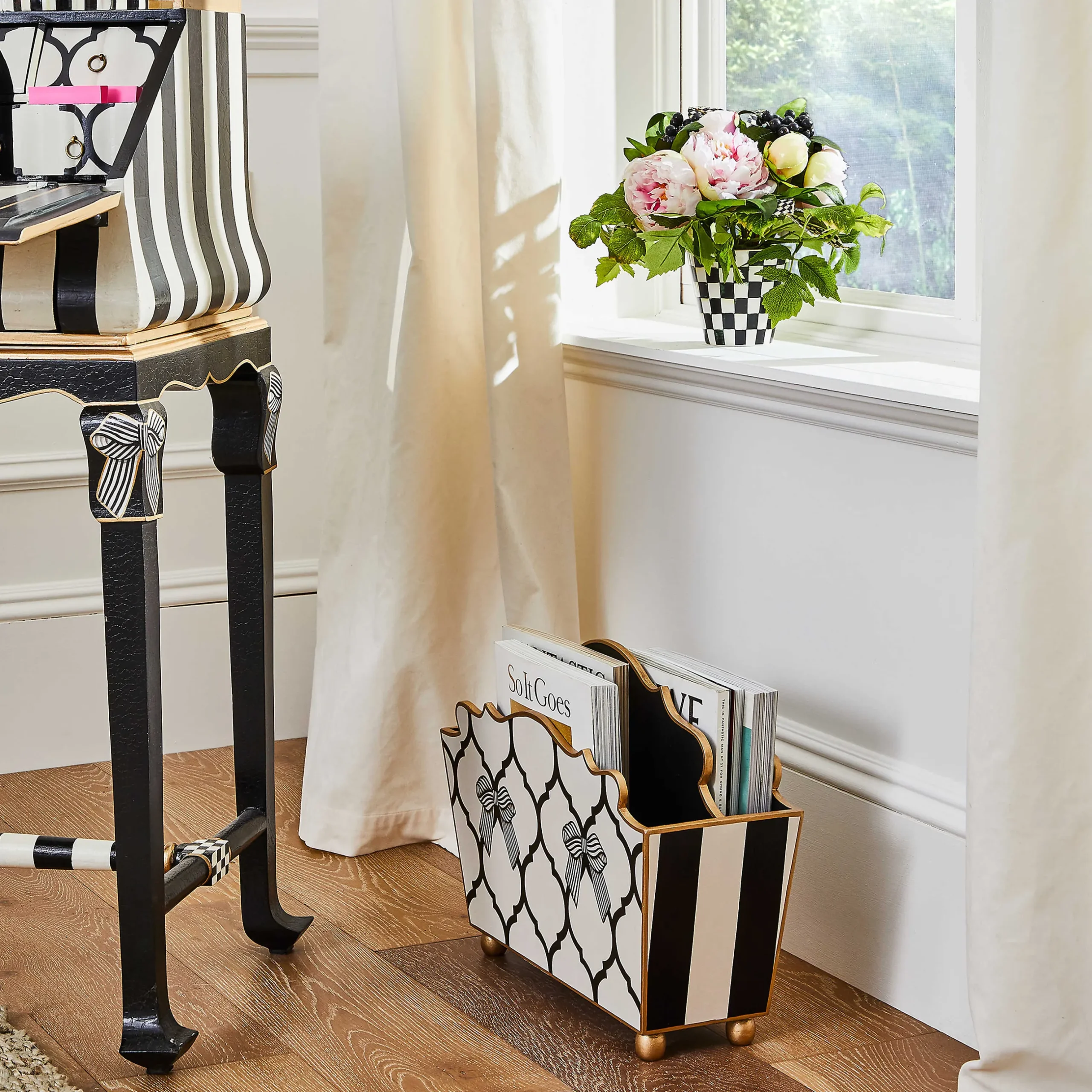 Online MacKenzie-Childs Pretty As A Bow Magazine Rack