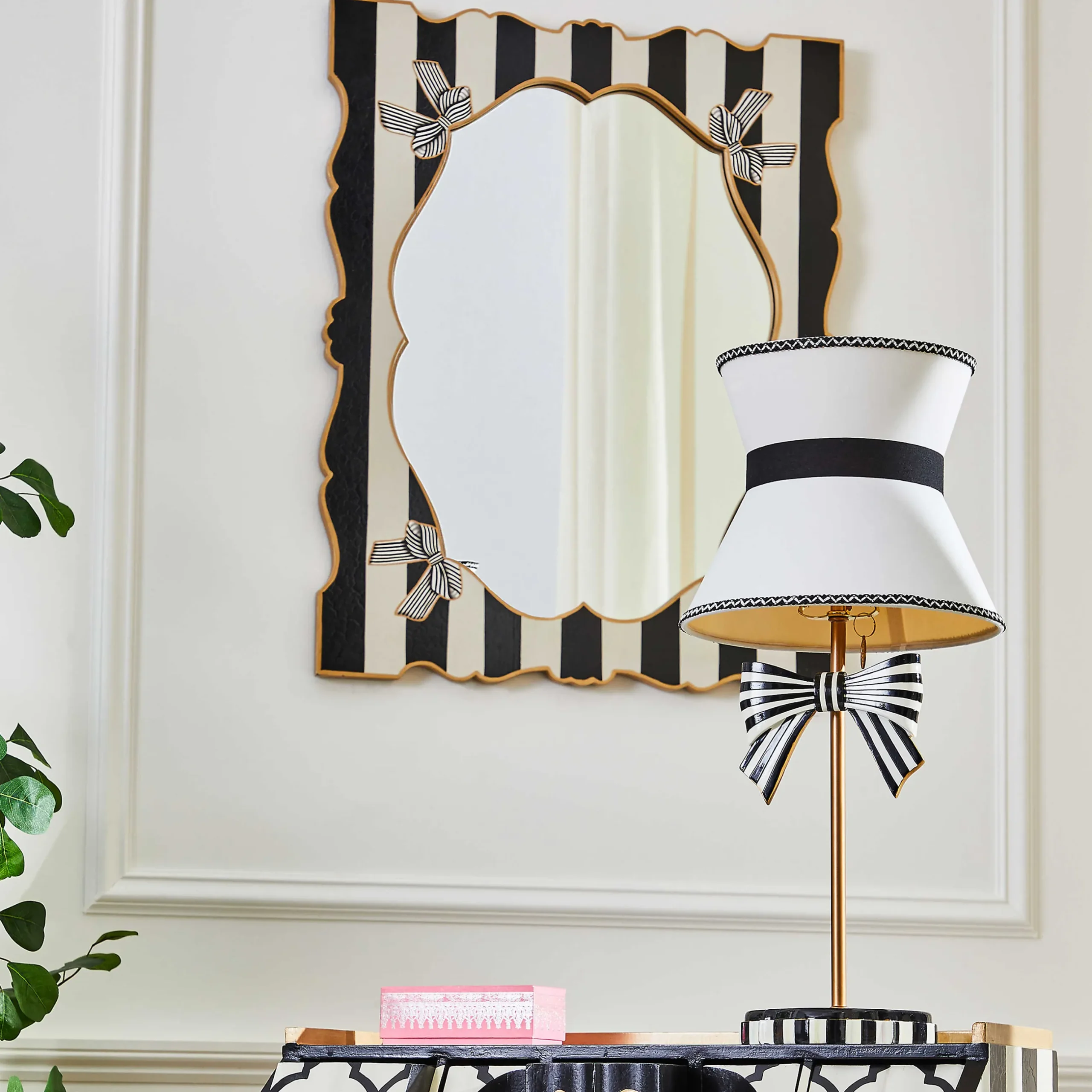 MacKenzie-Childs Pretty As A Bow Table Lamp