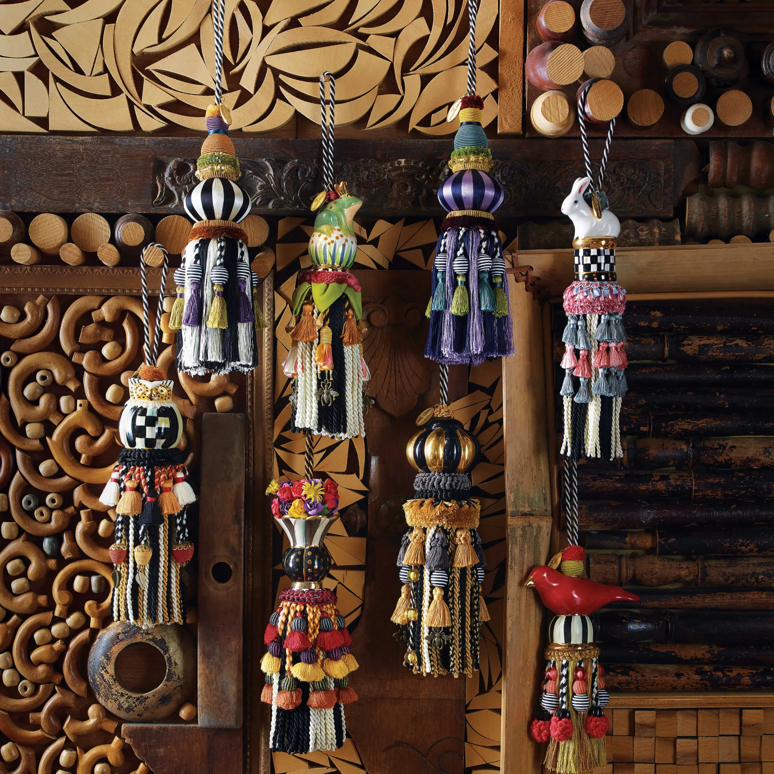 New MacKenzie-Childs Queen Bee Tassel