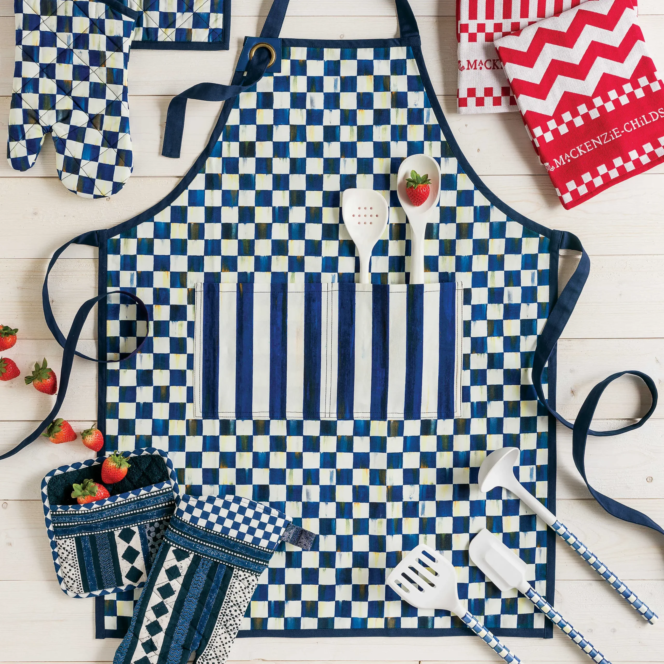 MacKenzie-Childs Royal Check Bistro Oven Mitt