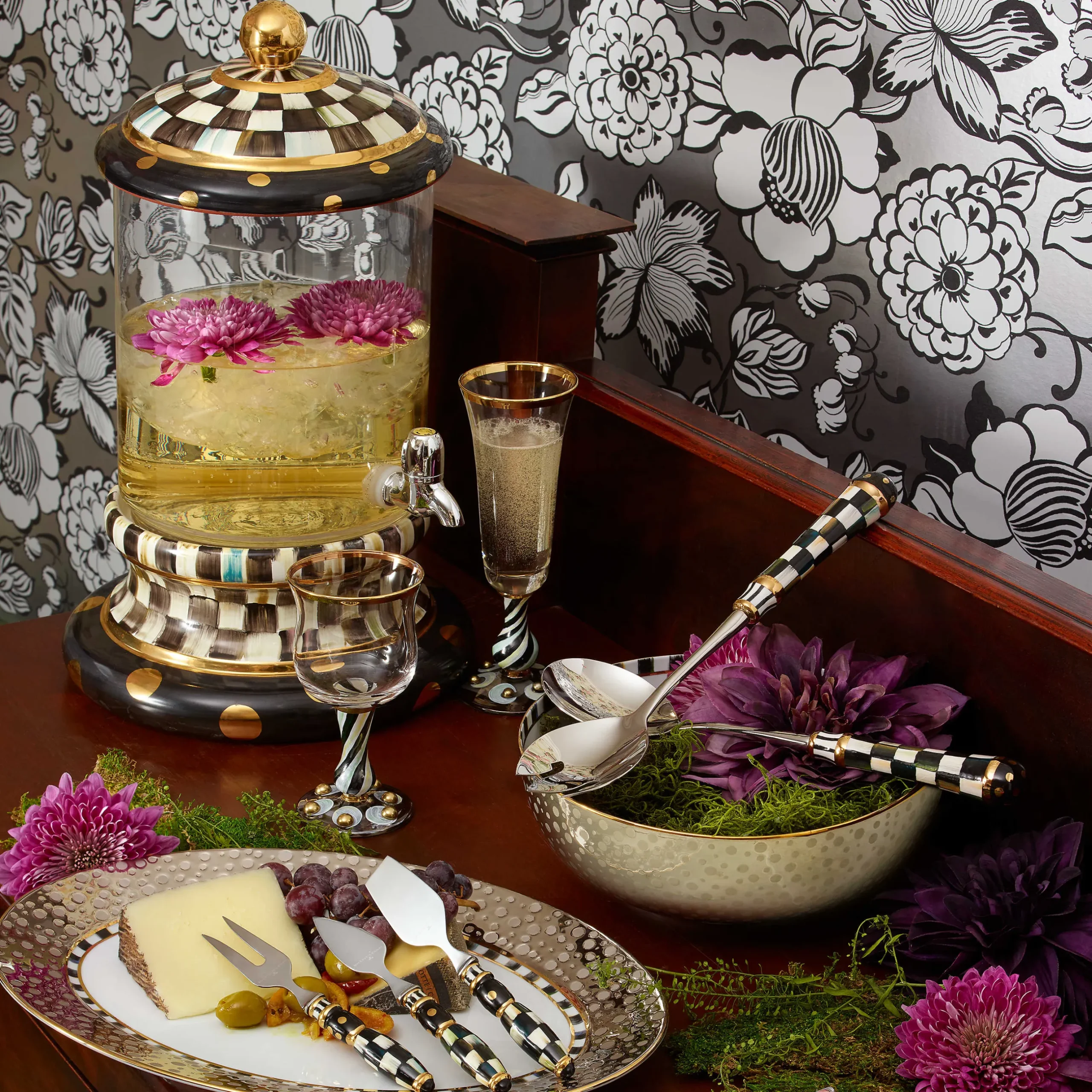 New MacKenzie-Childs Soho Serving Bowl - Platinum