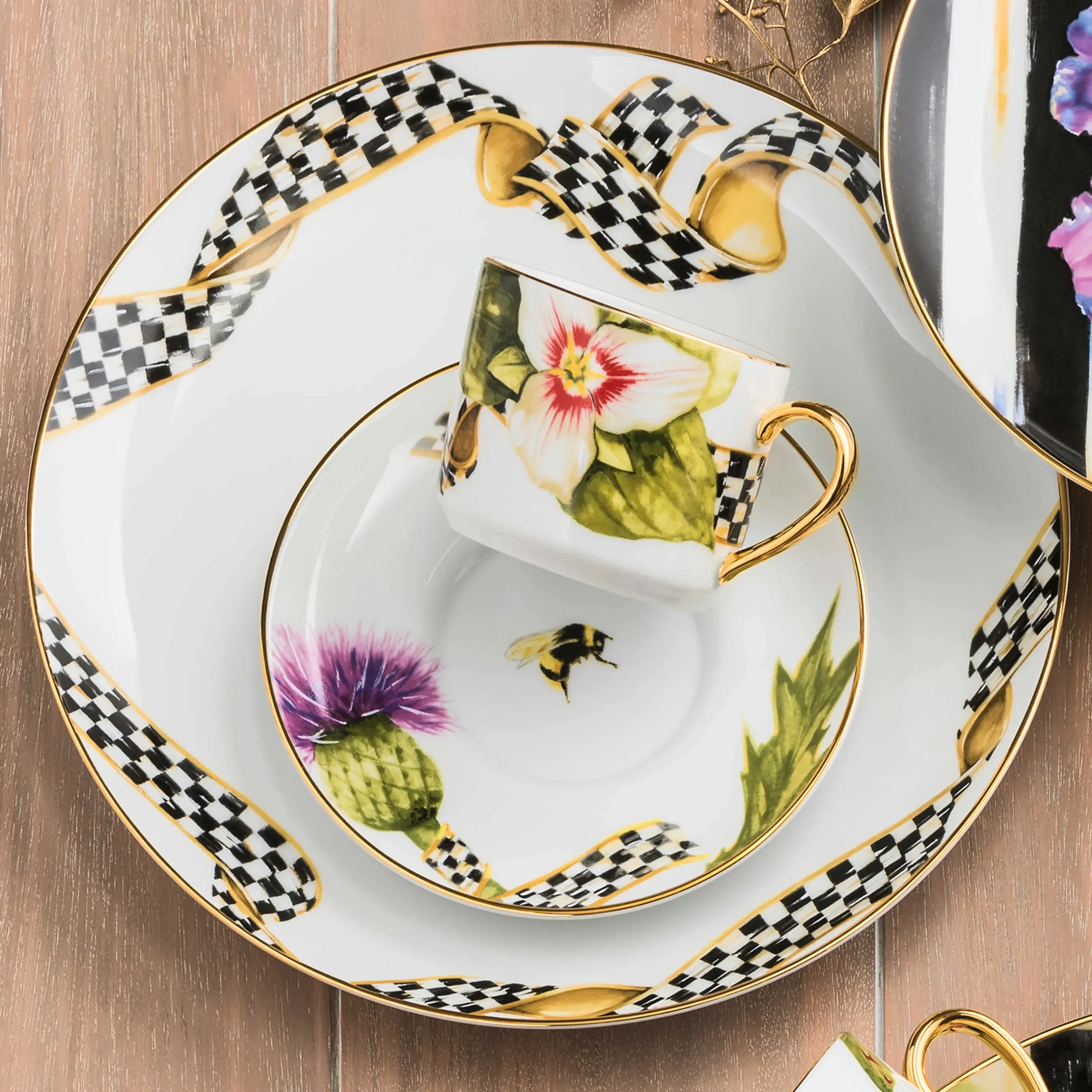 Sale MacKenzie-Childs Thistle & Bee Dinner Plate - Ribbon