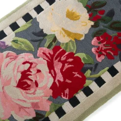 New MacKenzie-Childs Tudor Rose Rug - 2'8