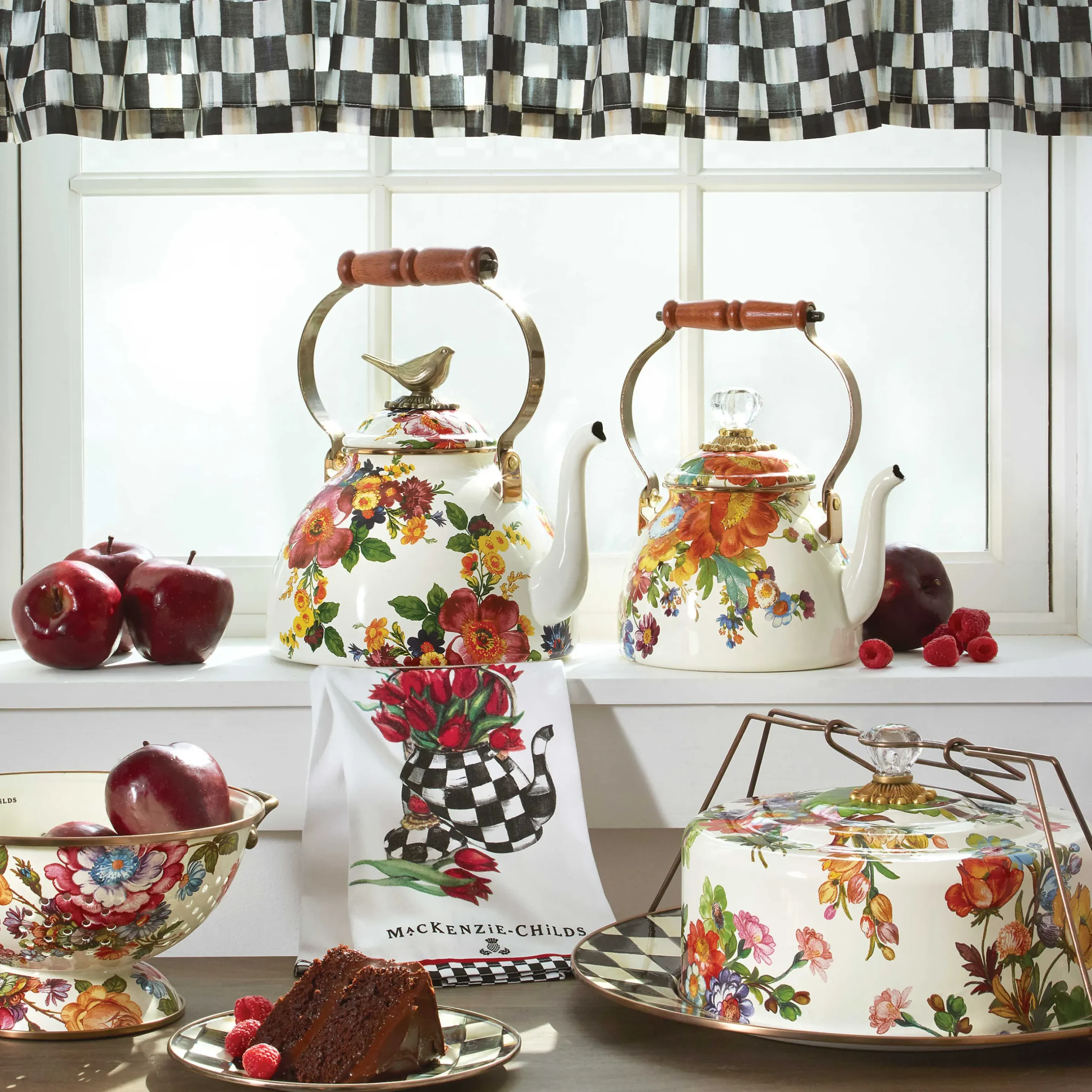 New MacKenzie-Childs Tulip Tea Kettle Dish Towel