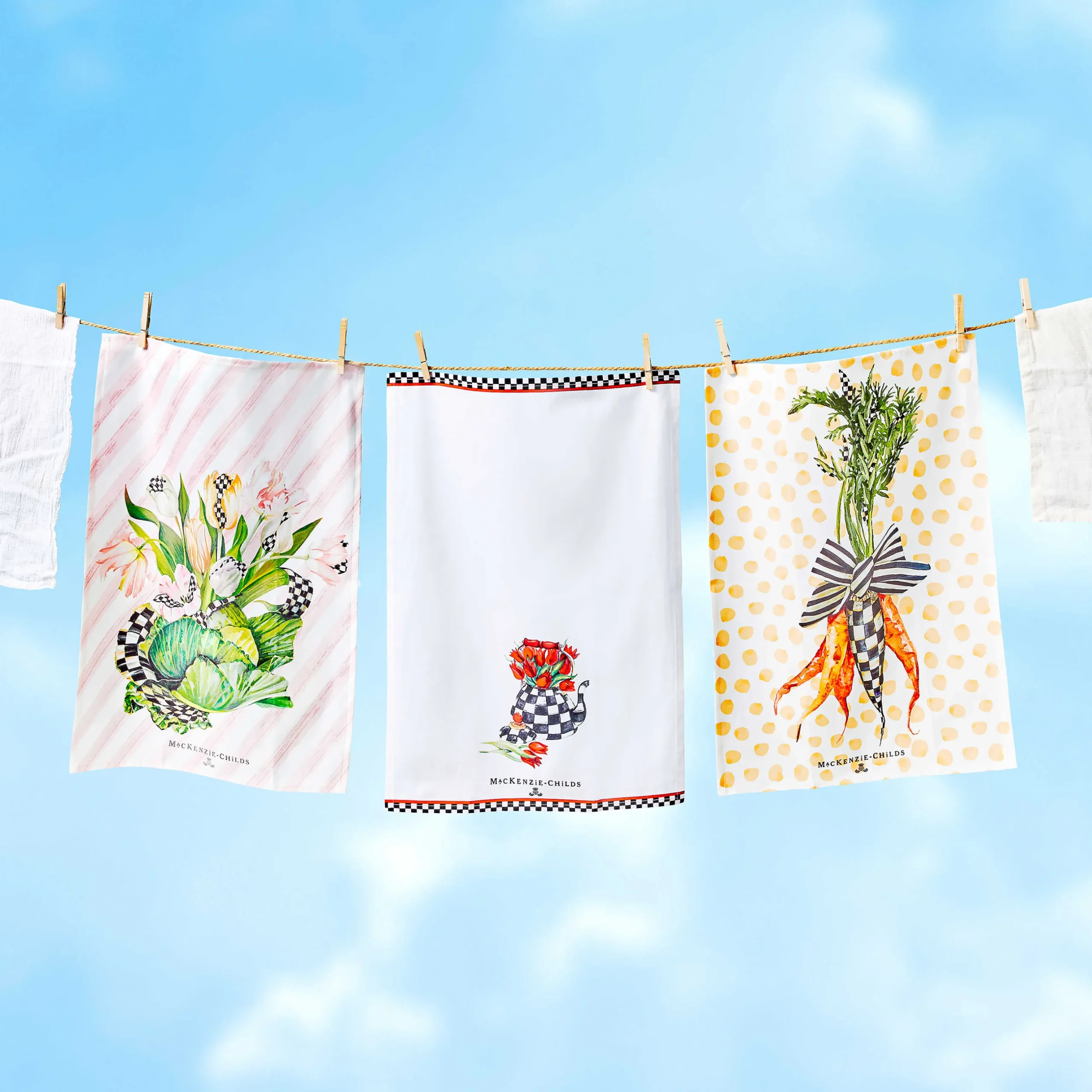 New MacKenzie-Childs Tulip Tea Kettle Dish Towel